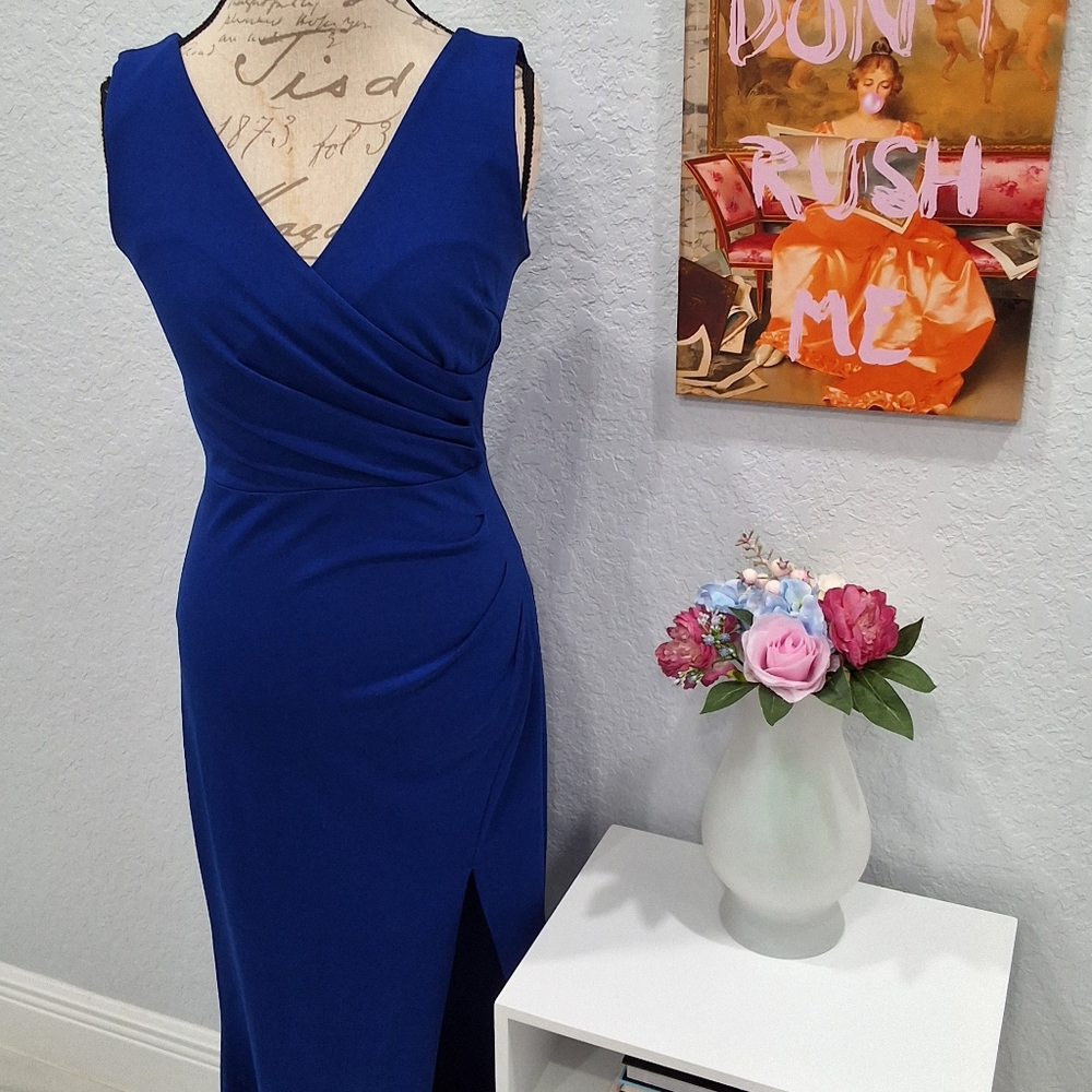 Elegant Blue Sleeveless Dress